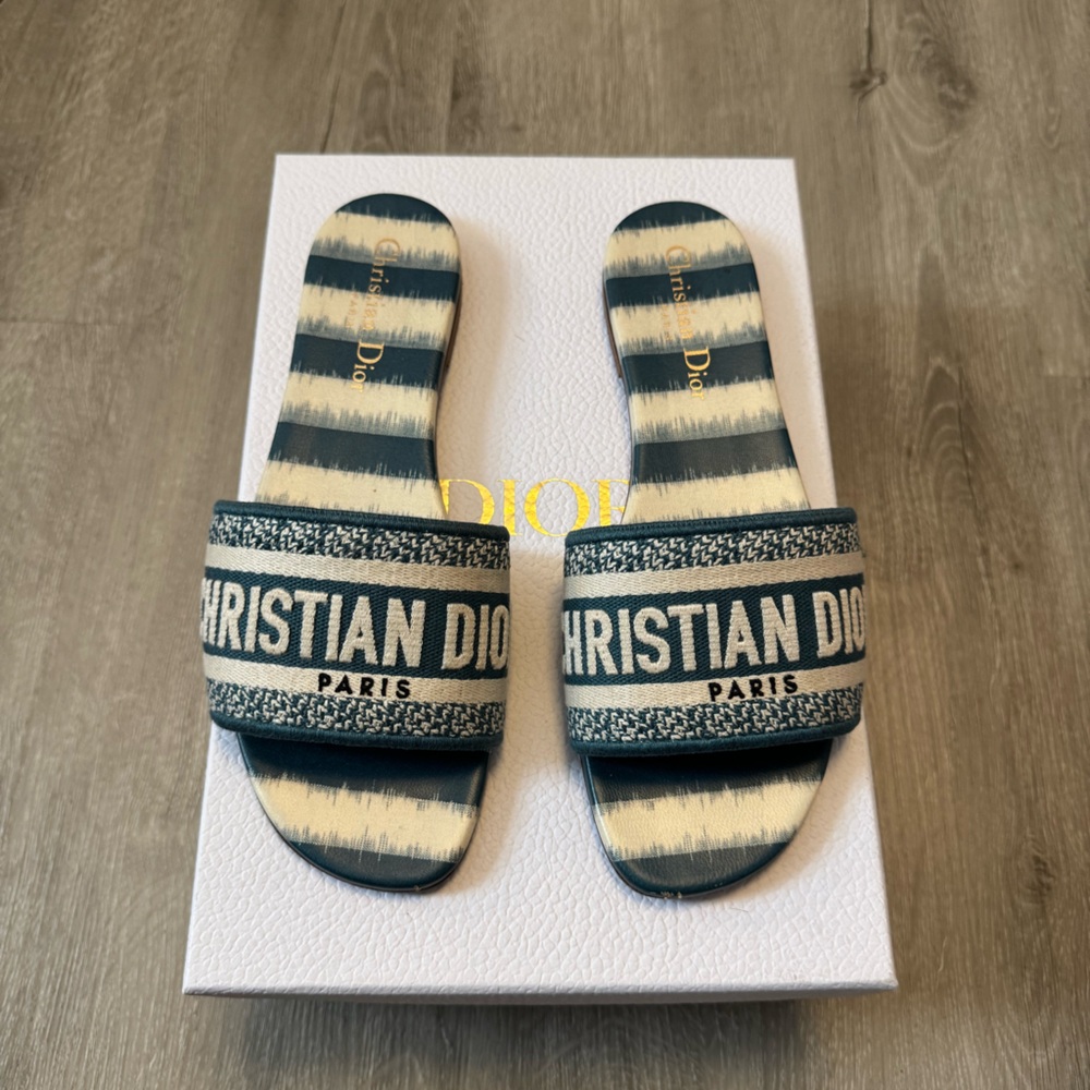 Christian Dior Dway slides - Picture 4 of 8